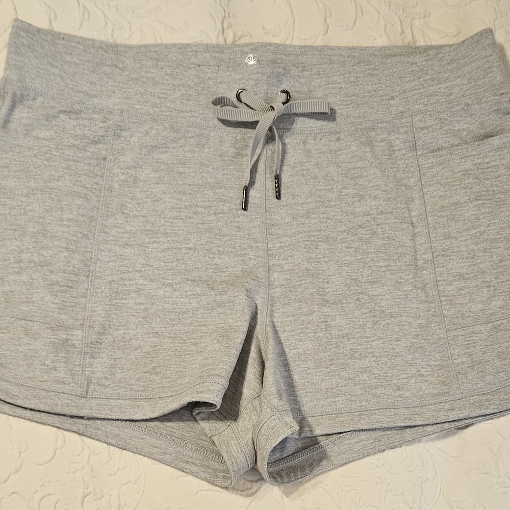 GAIAM Heather Gray Women's Athletic Shorts